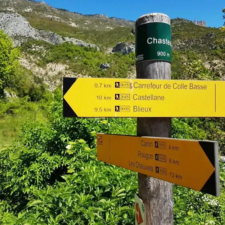 Des Pierres, Cadre Magnifique Au Coeur Du Verdon
