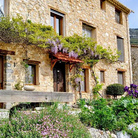 בית הארחה Des Pierres, Cadre Magnifique Au Coeur Du Verdon