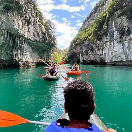 Des Pierres, Cadre Magnifique Au Coeur Du Verdon بيت ضيافة